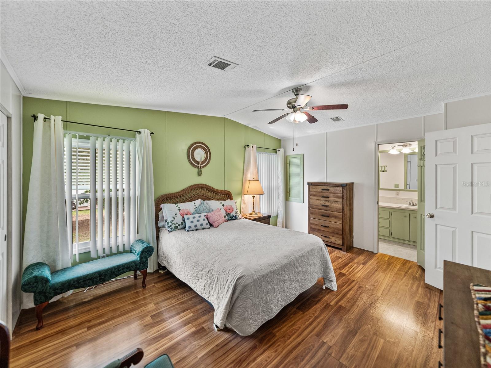 35026 COLONY HILLS DR, ZEPHYRHILLS, FL, 33541