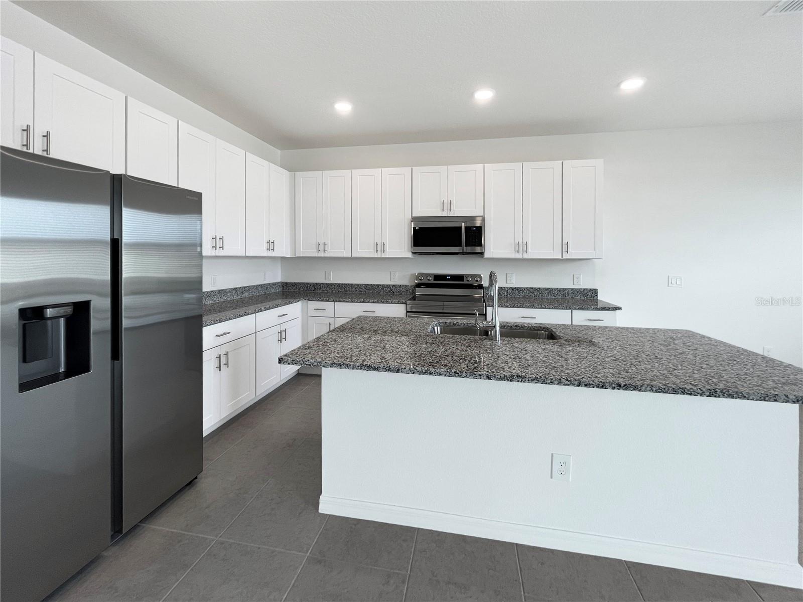 783 RICHMOND ESTATE AVE, HAINES CITY, FL, 33844