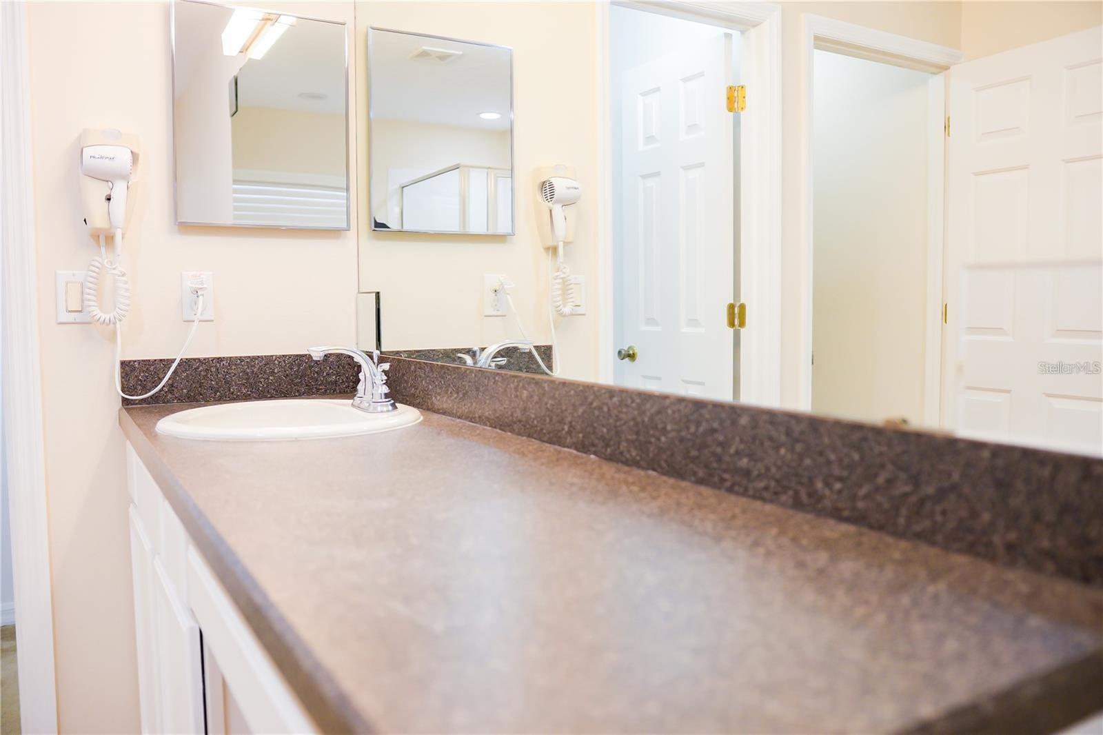 308 ROBIN RD, DAVENPORT, FL, 33896