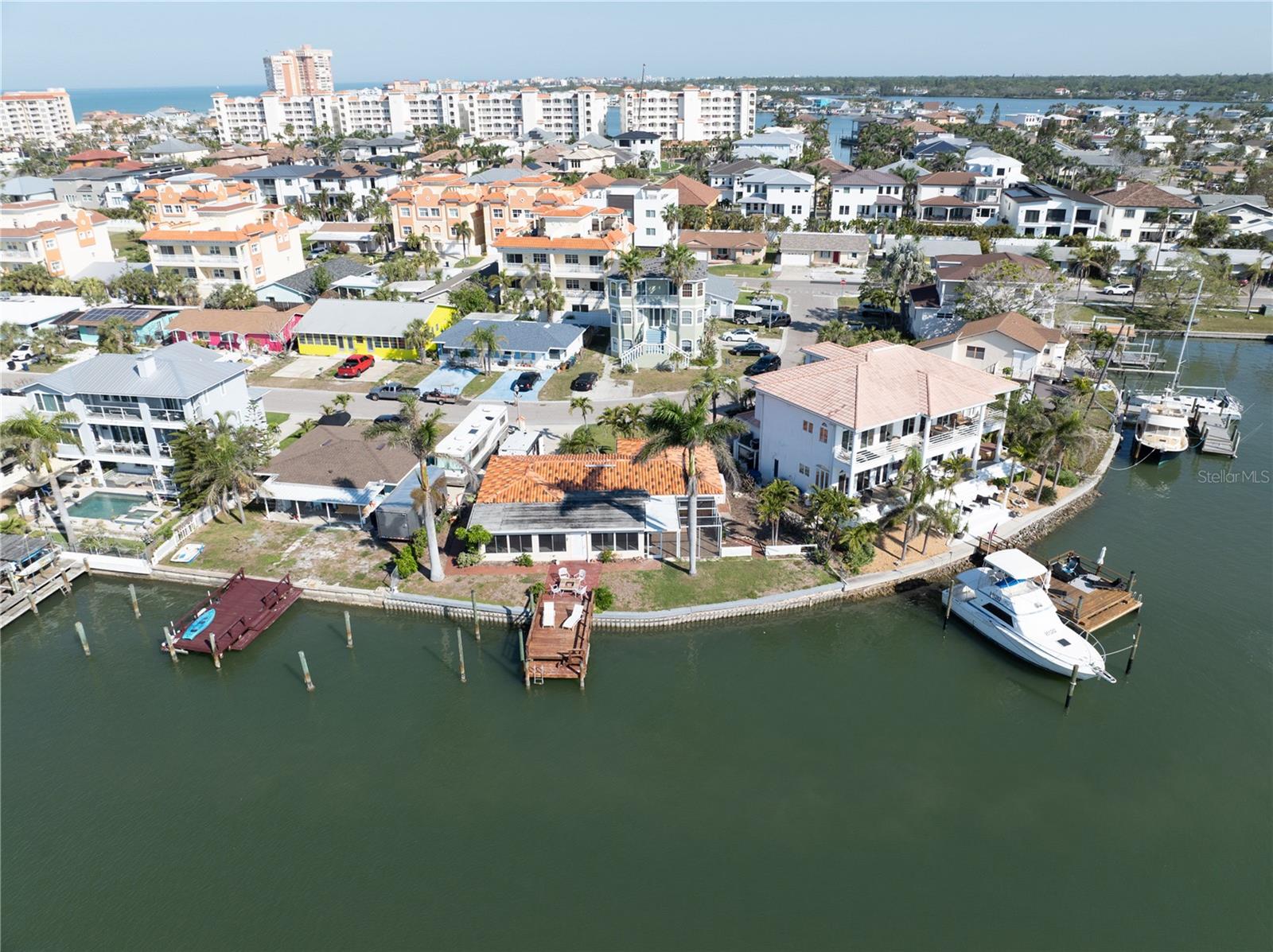 187 175TH TERRACE DR E, REDINGTON SHORES, FL, 33708