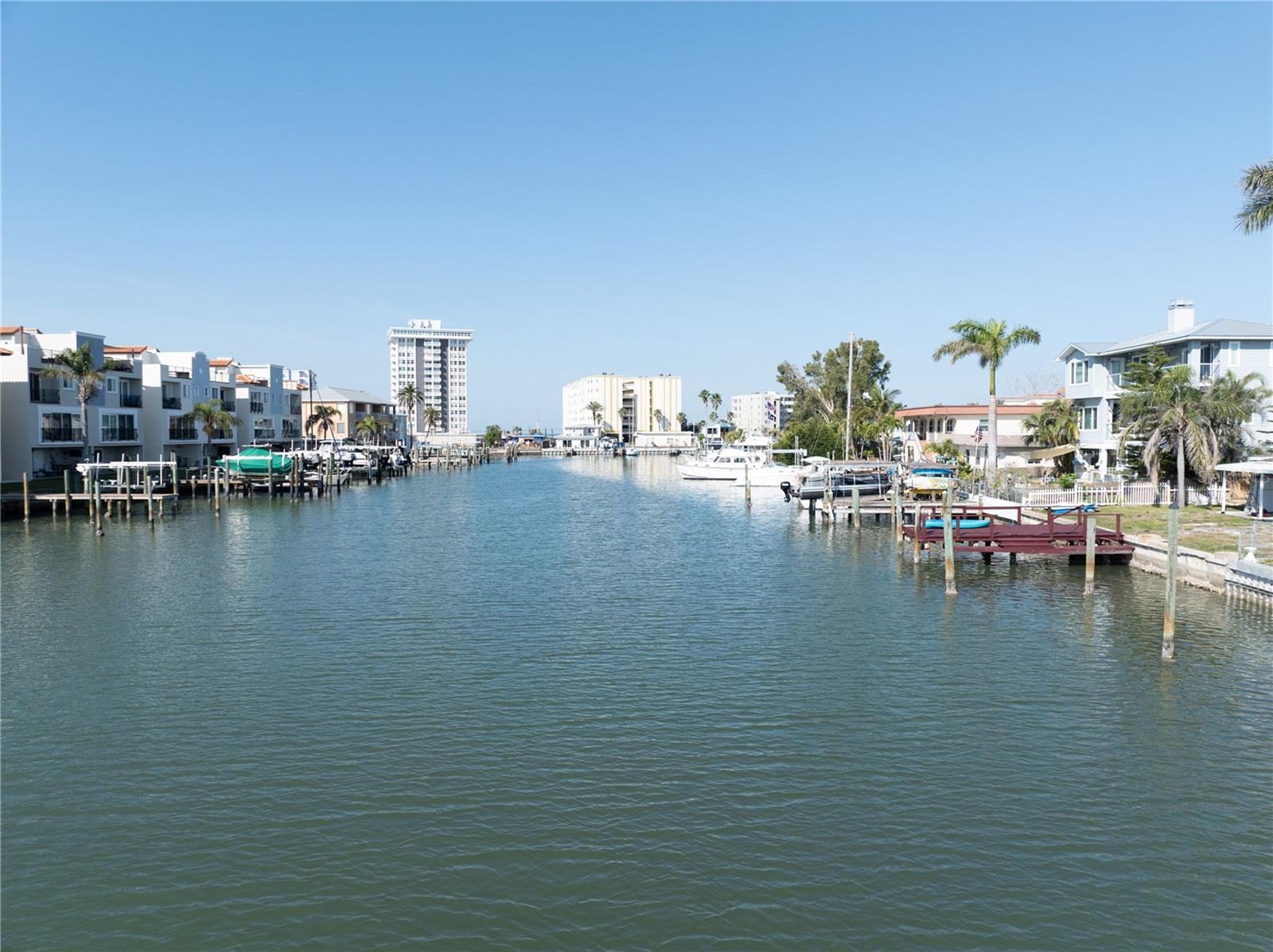 187 175TH TERRACE DR E, REDINGTON SHORES, FL, 33708