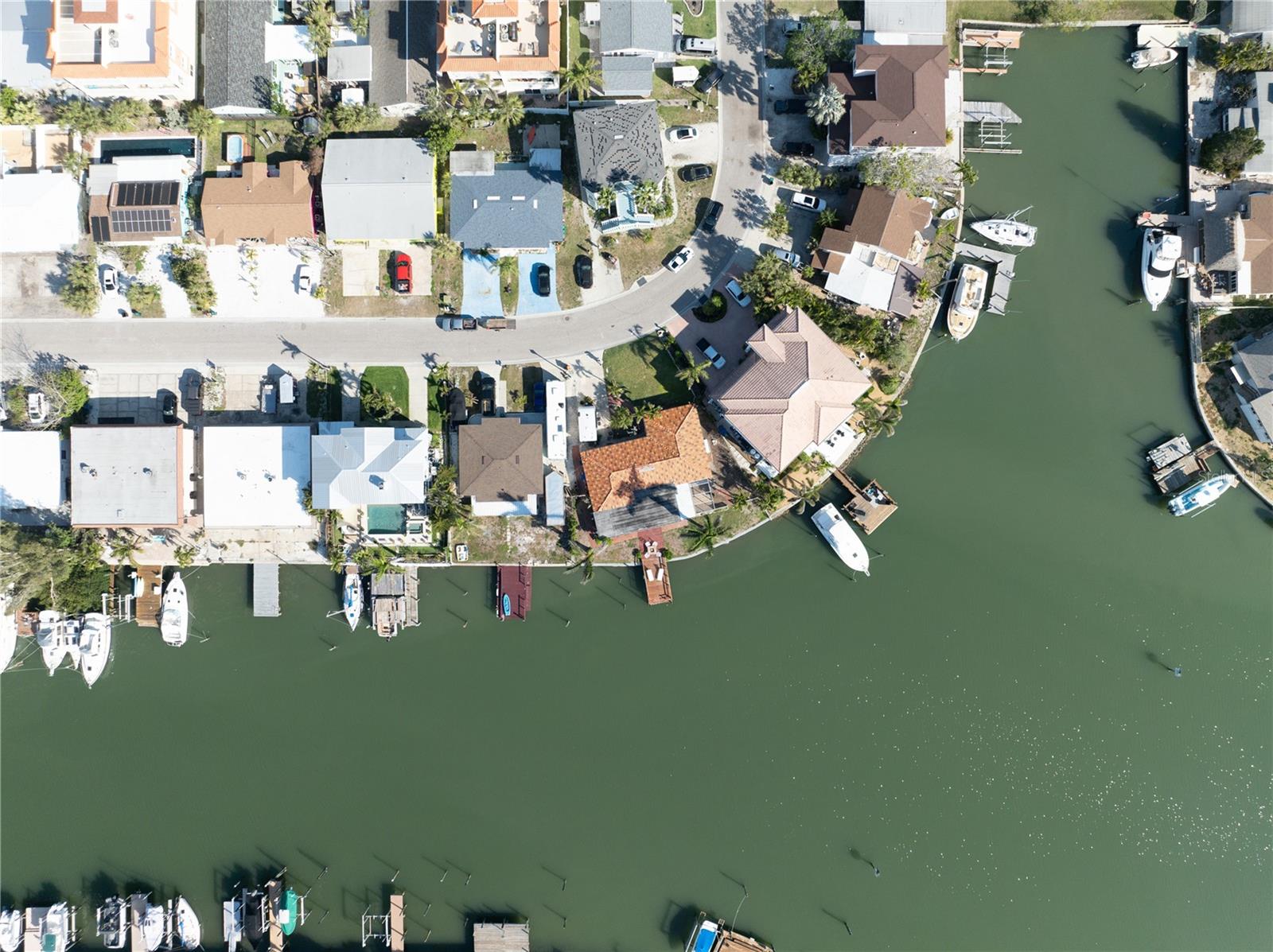 187 175TH TERRACE DR E, REDINGTON SHORES, FL, 33708