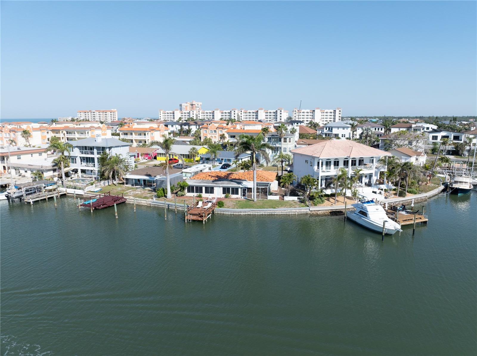 187 175TH TERRACE DR E, REDINGTON SHORES, FL, 33708