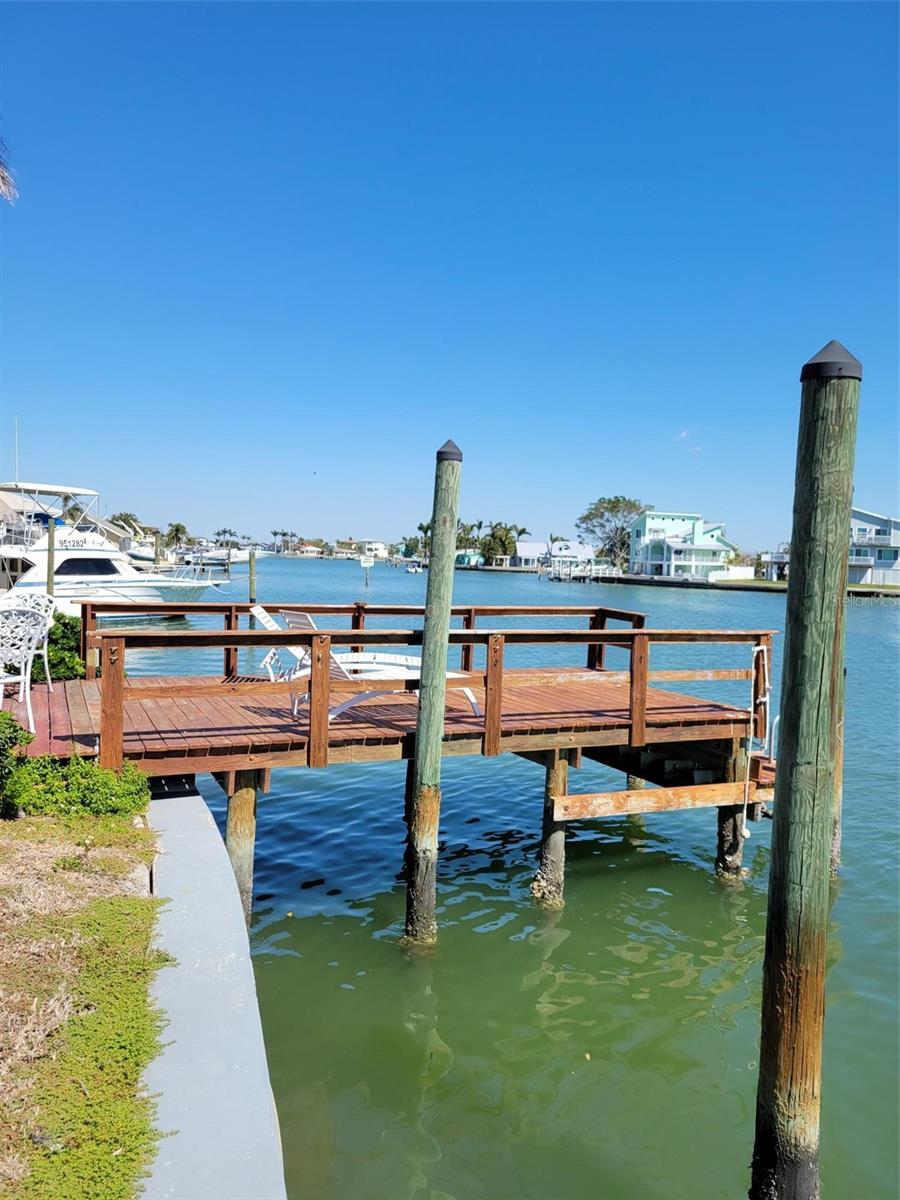 187 175TH TERRACE DR E, REDINGTON SHORES, FL, 33708