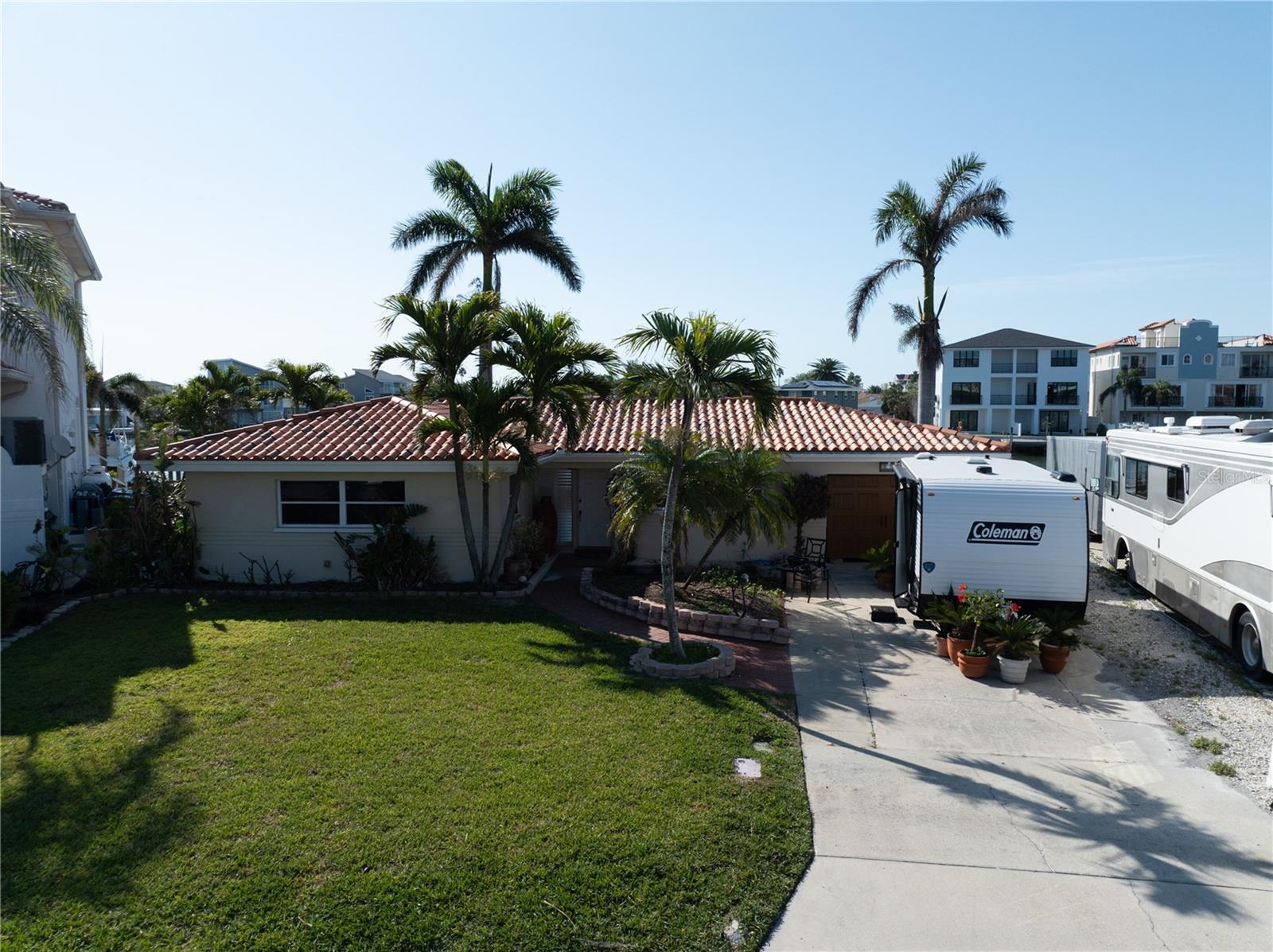 187 175TH TERRACE DR E, REDINGTON SHORES, FL, 33708