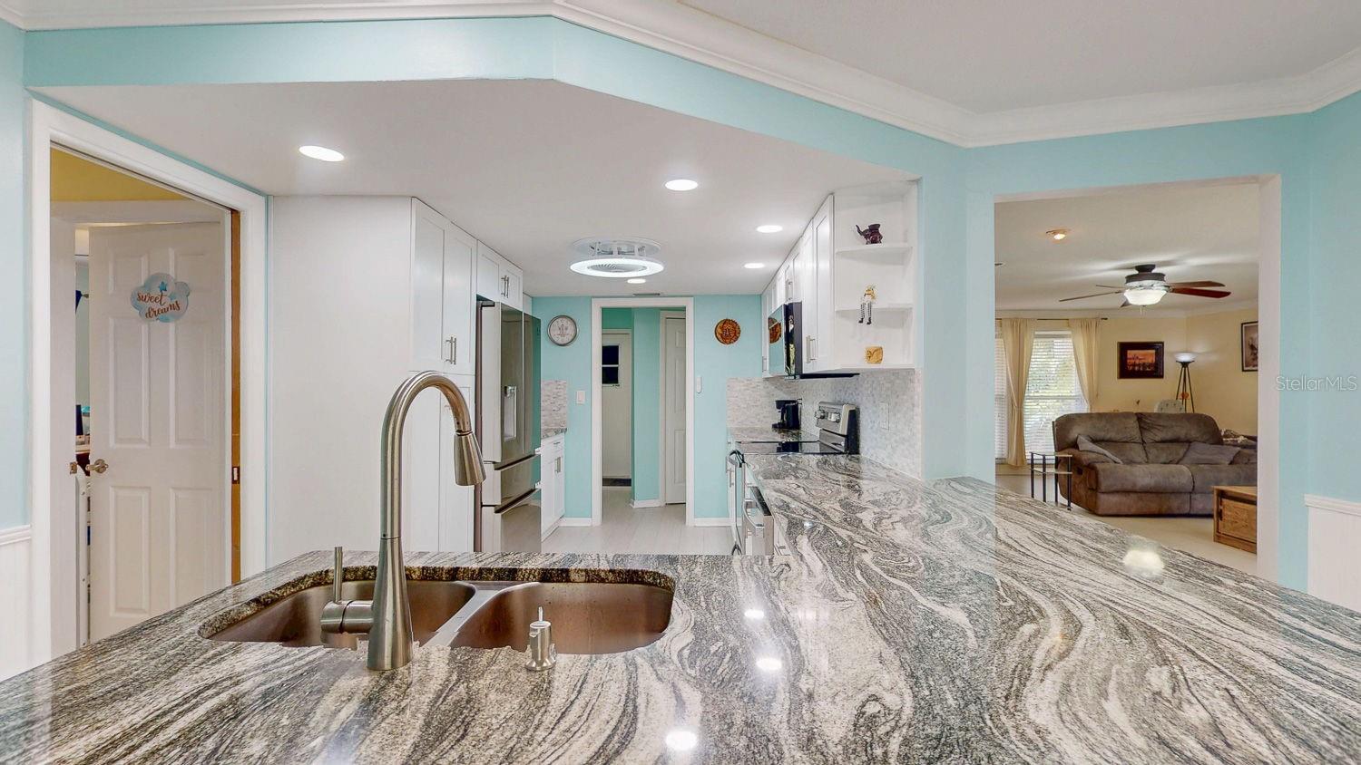 1876 OAK FOREST DR E, CLEARWATER, FL, 33759