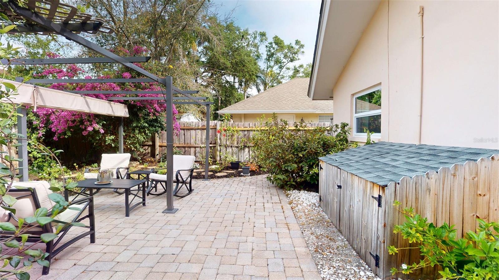 1876 OAK FOREST DR E, CLEARWATER, FL, 33759