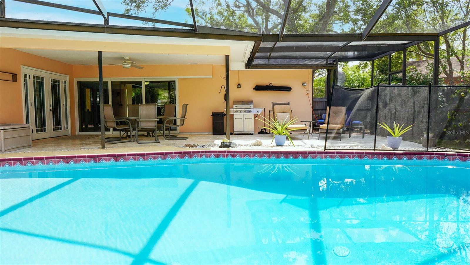 1876 OAK FOREST DR E, CLEARWATER, FL, 33759