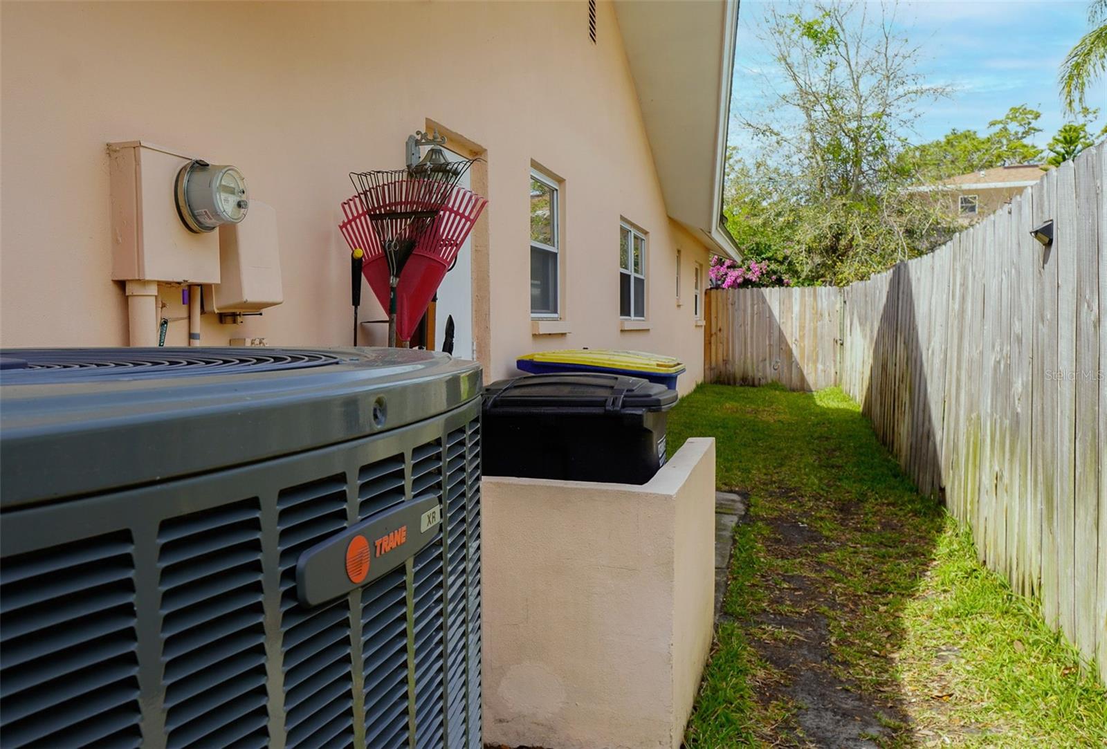 1876 OAK FOREST DR E, CLEARWATER, FL, 33759