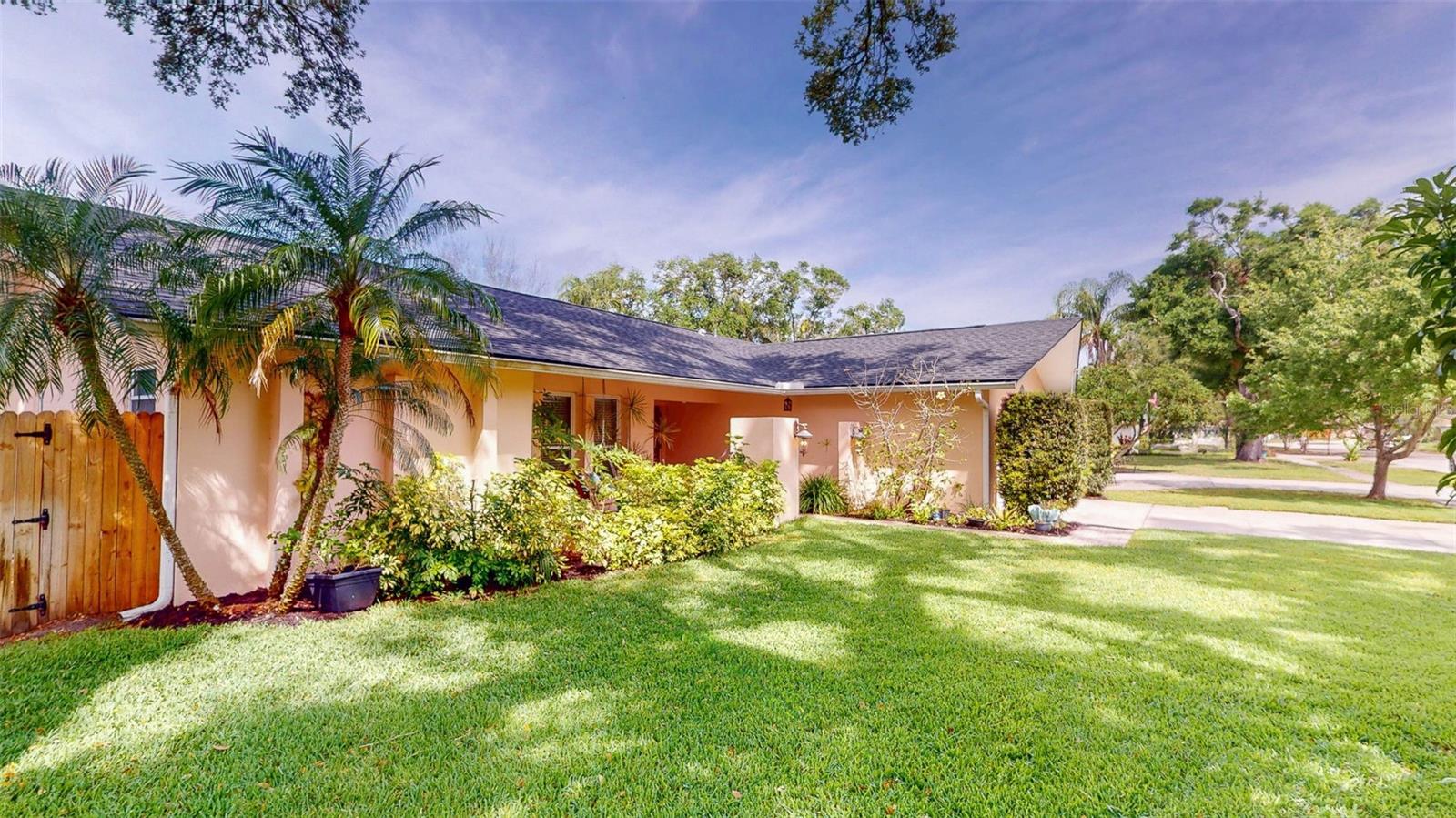1876 OAK FOREST DR E, CLEARWATER, FL, 33759