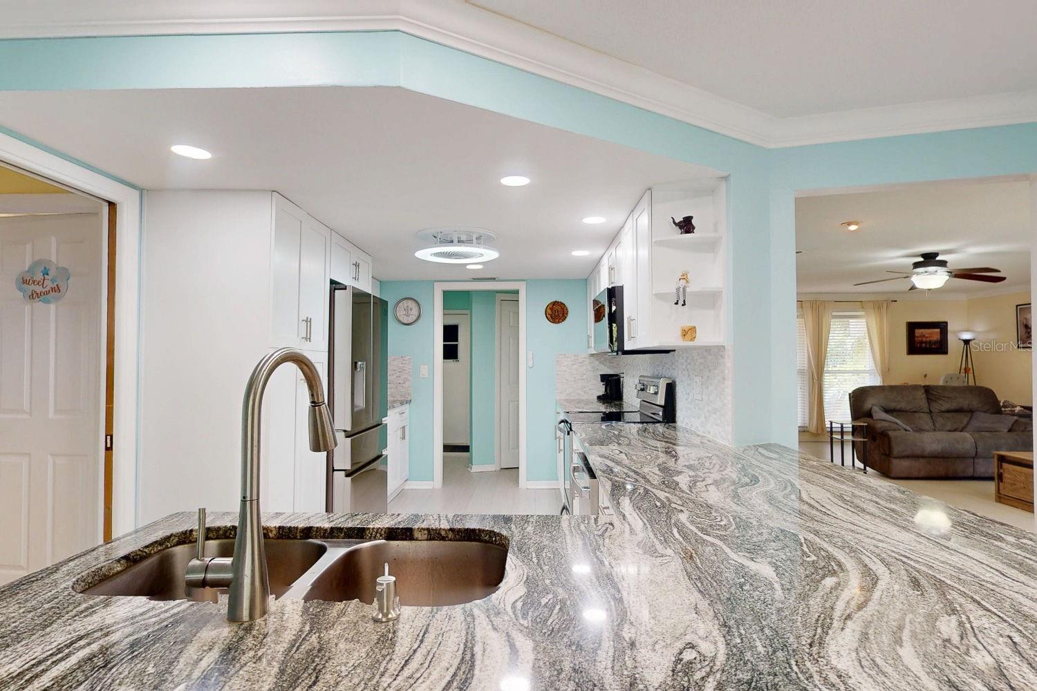 1876 OAK FOREST DR E, CLEARWATER, FL, 33759