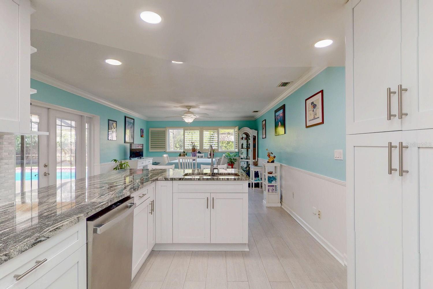 1876 OAK FOREST DR E, CLEARWATER, FL, 33759