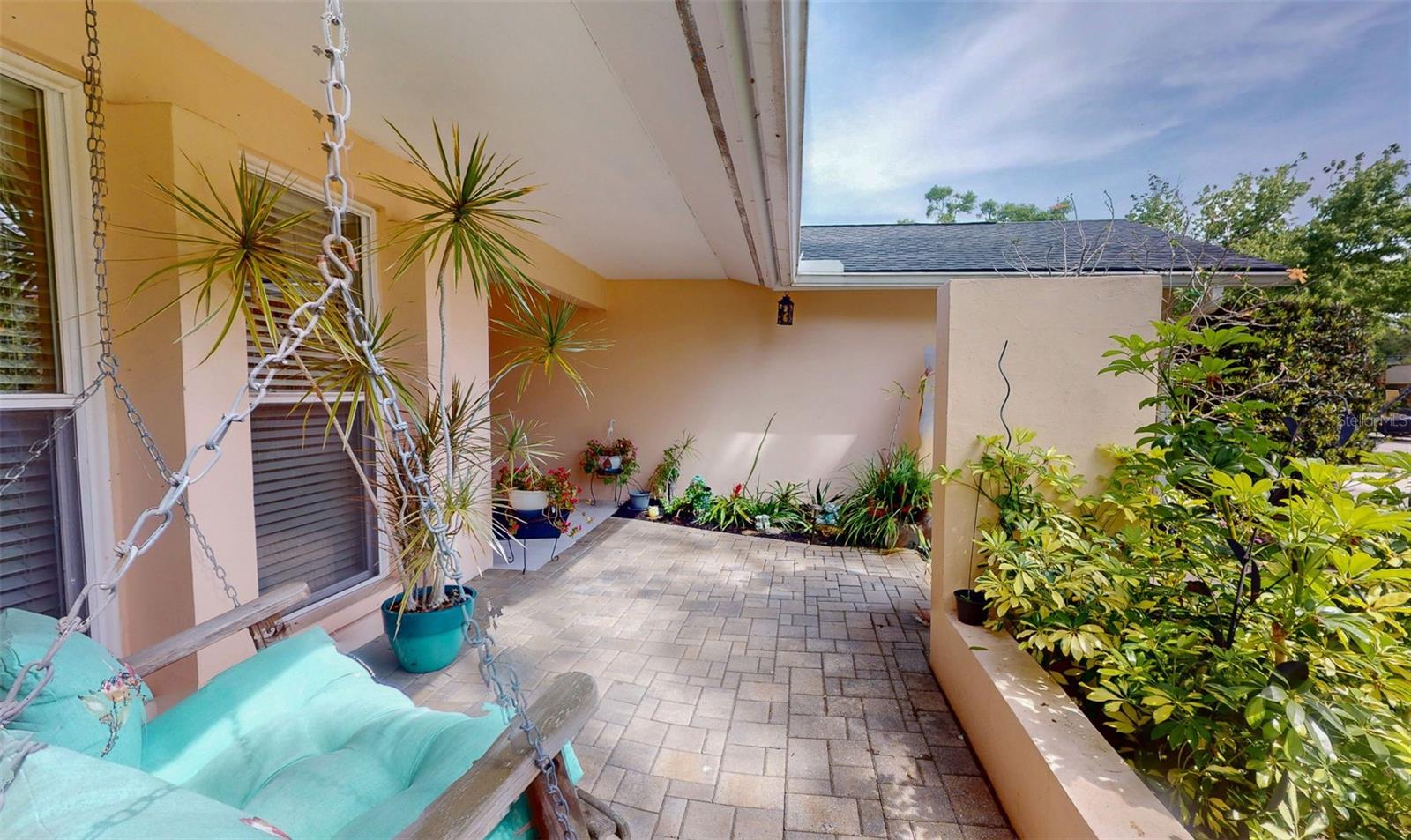 1876 OAK FOREST DR E, CLEARWATER, FL, 33759