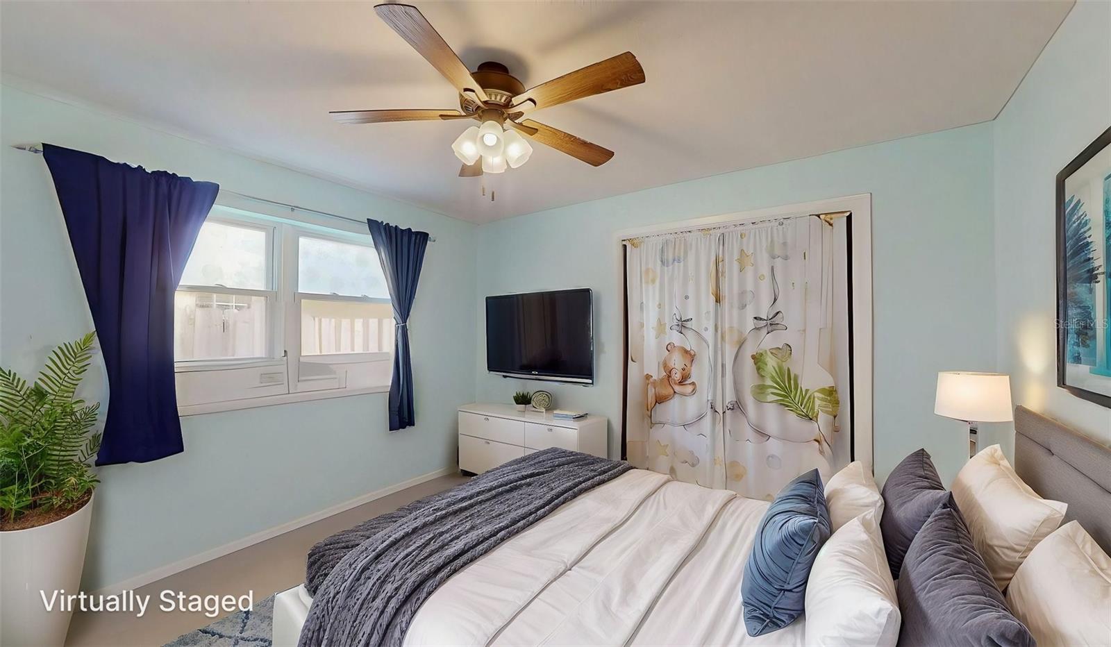 1876 OAK FOREST DR E, CLEARWATER, FL, 33759