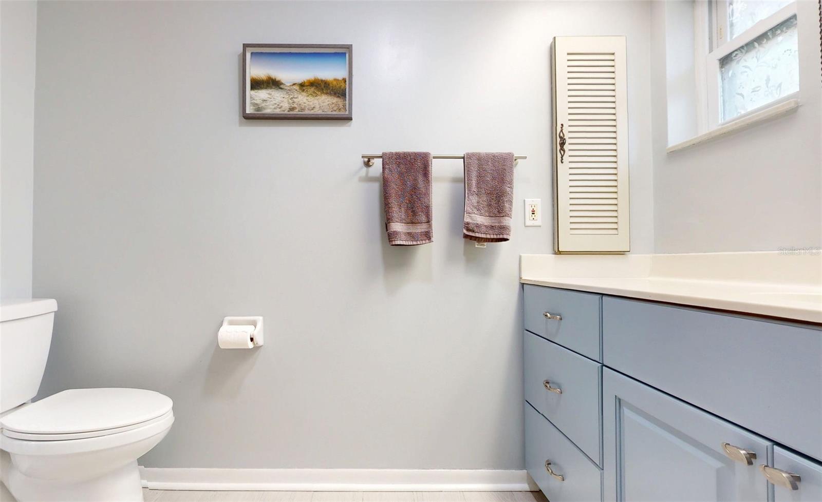 1876 OAK FOREST DR E, CLEARWATER, FL, 33759