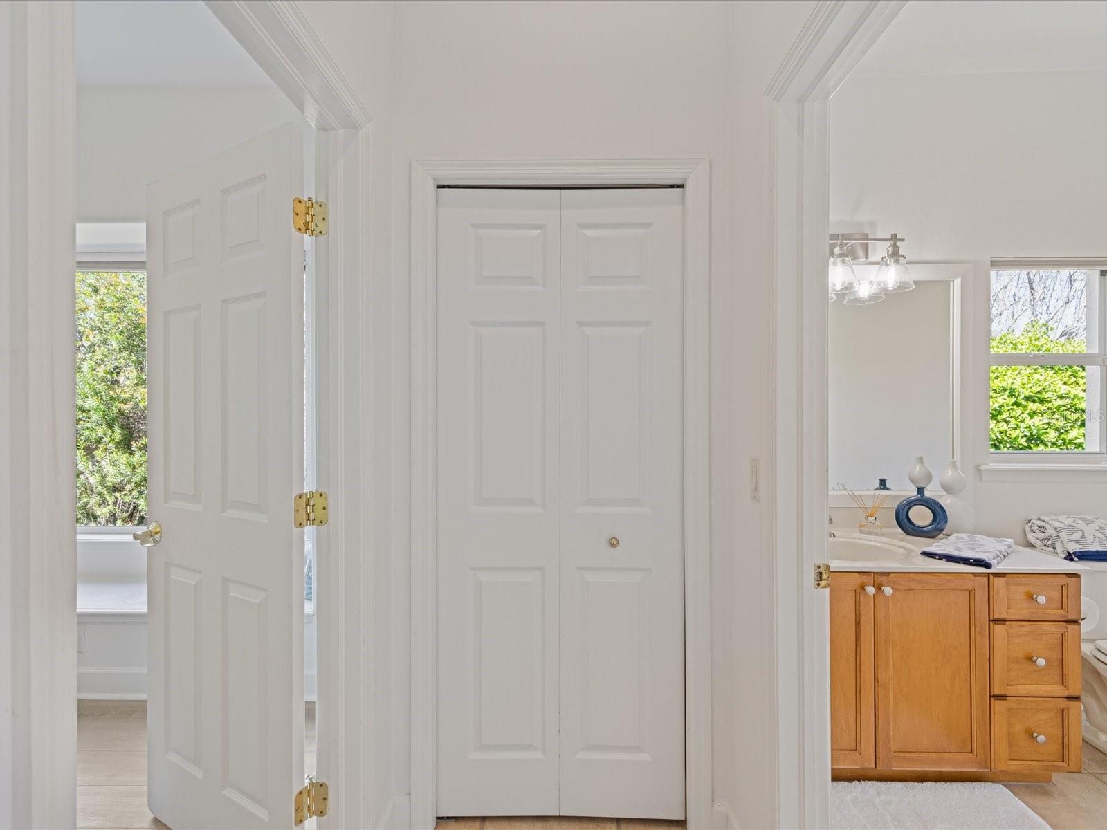 223 HIGHLAND WOODS DR, SAFETY HARBOR, FL, 34695