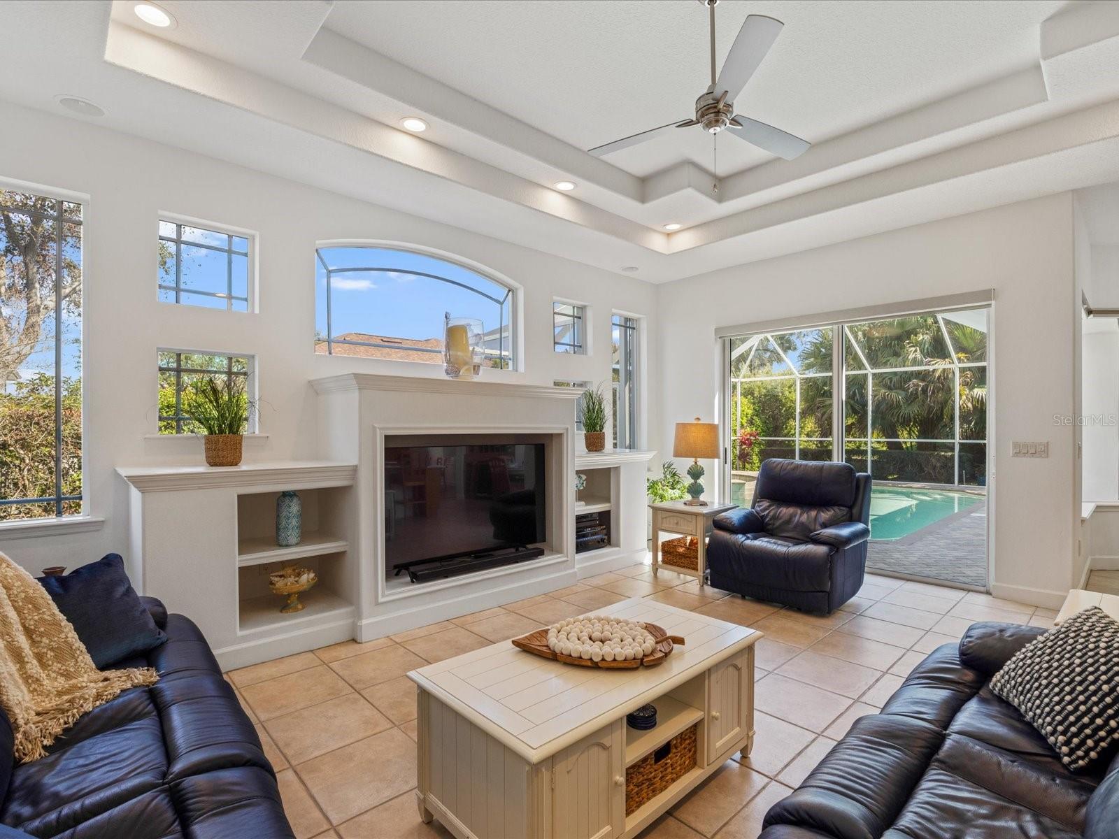223 HIGHLAND WOODS DR, SAFETY HARBOR, FL, 34695
