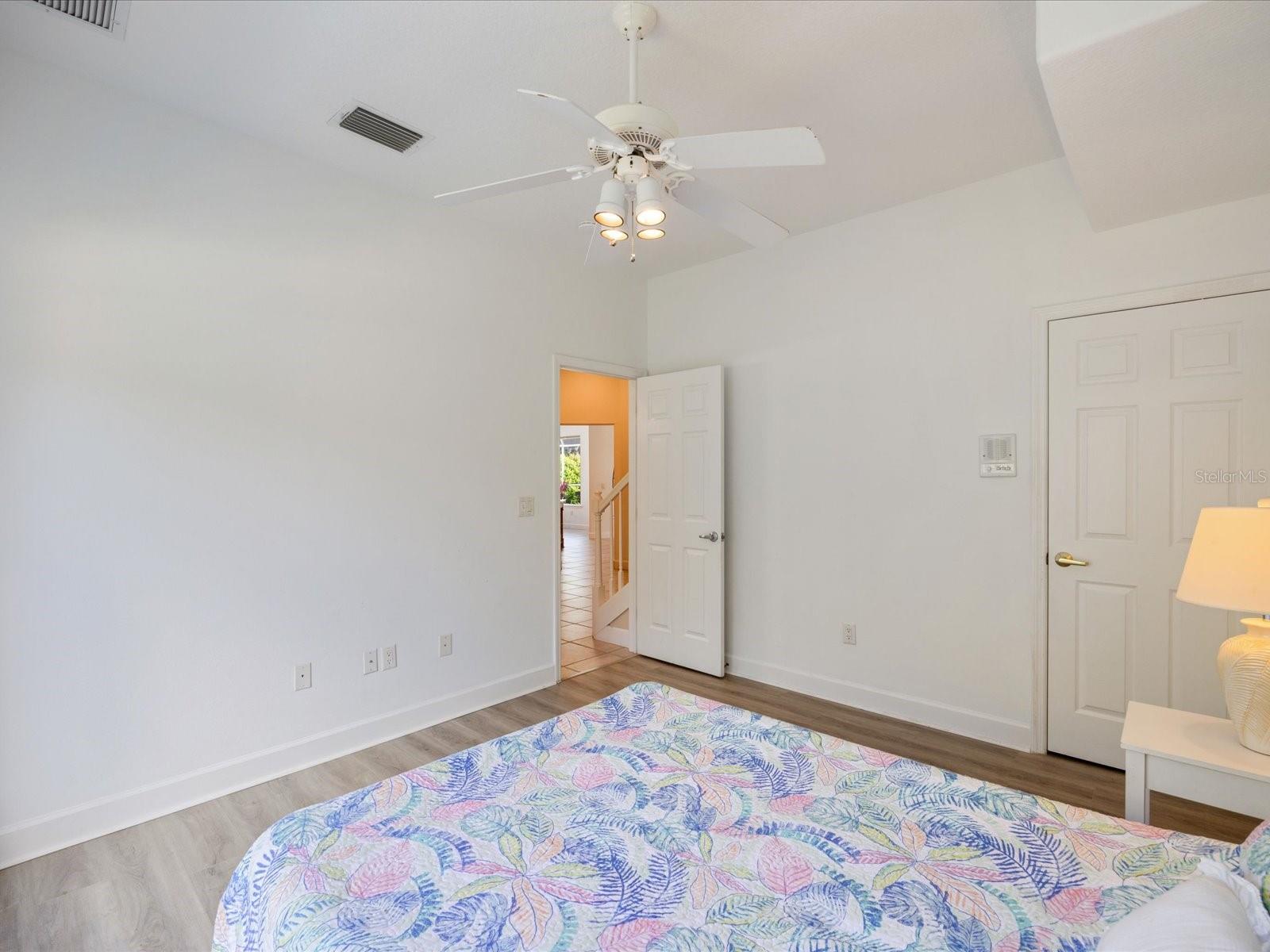 223 HIGHLAND WOODS DR, SAFETY HARBOR, FL, 34695