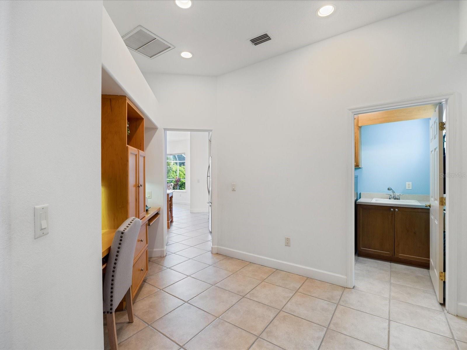 223 HIGHLAND WOODS DR, SAFETY HARBOR, FL, 34695
