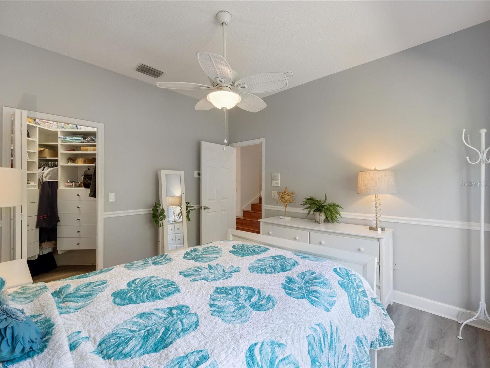 223 HIGHLAND WOODS DR, SAFETY HARBOR, FL, 34695