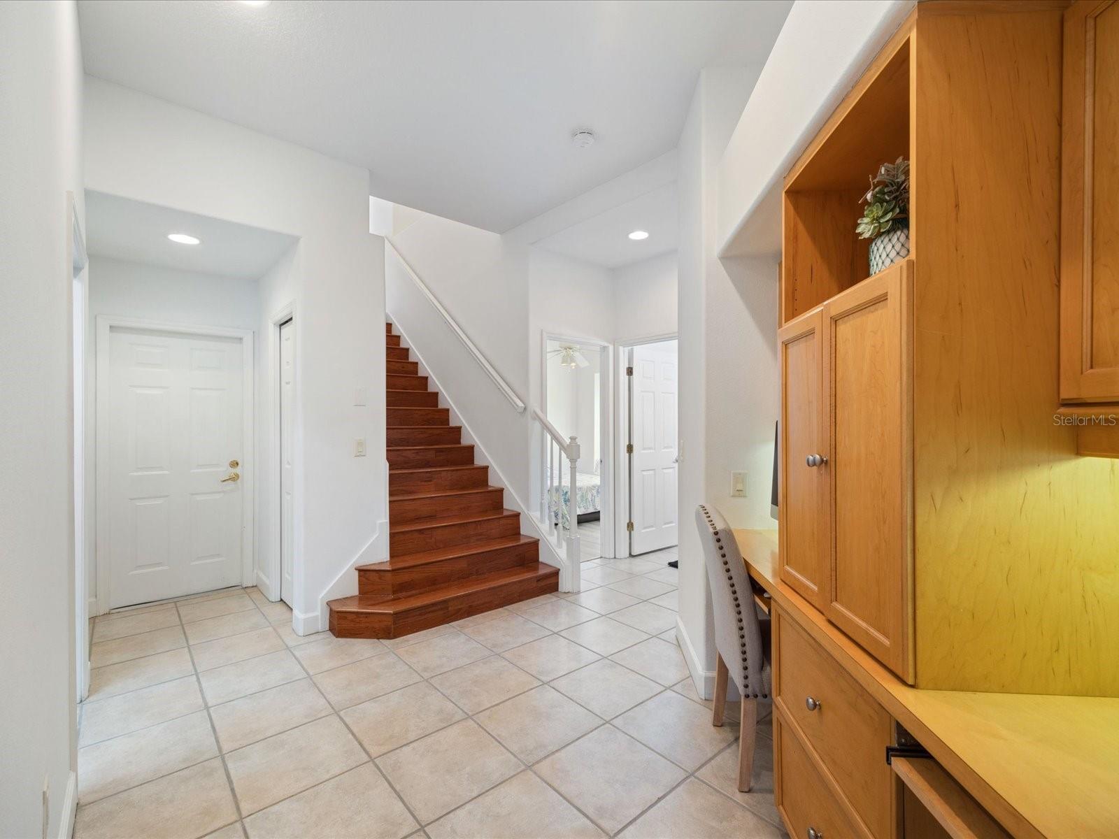 223 HIGHLAND WOODS DR, SAFETY HARBOR, FL, 34695