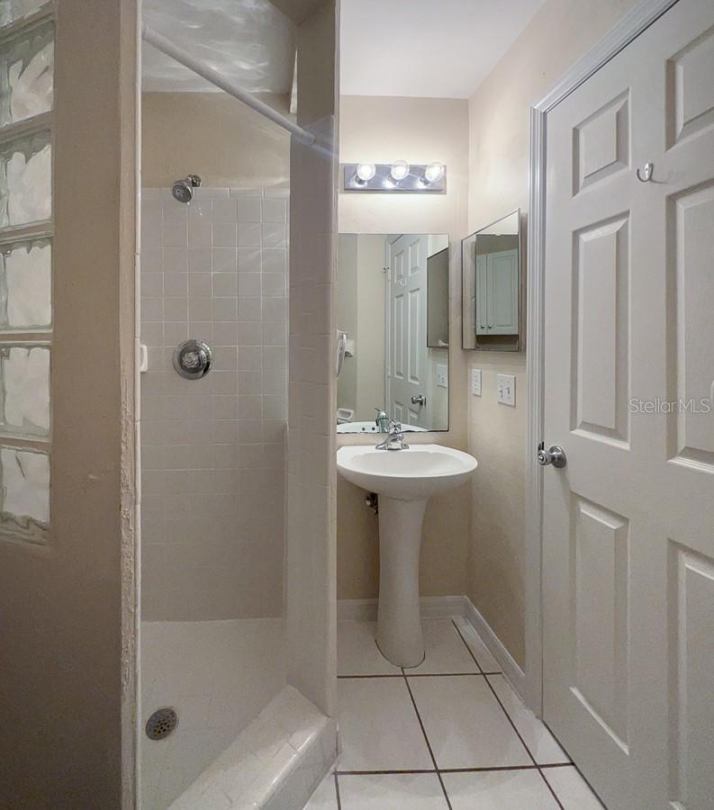 3901 SW 27TH ST #2, GAINESVILLE, FL, 32608