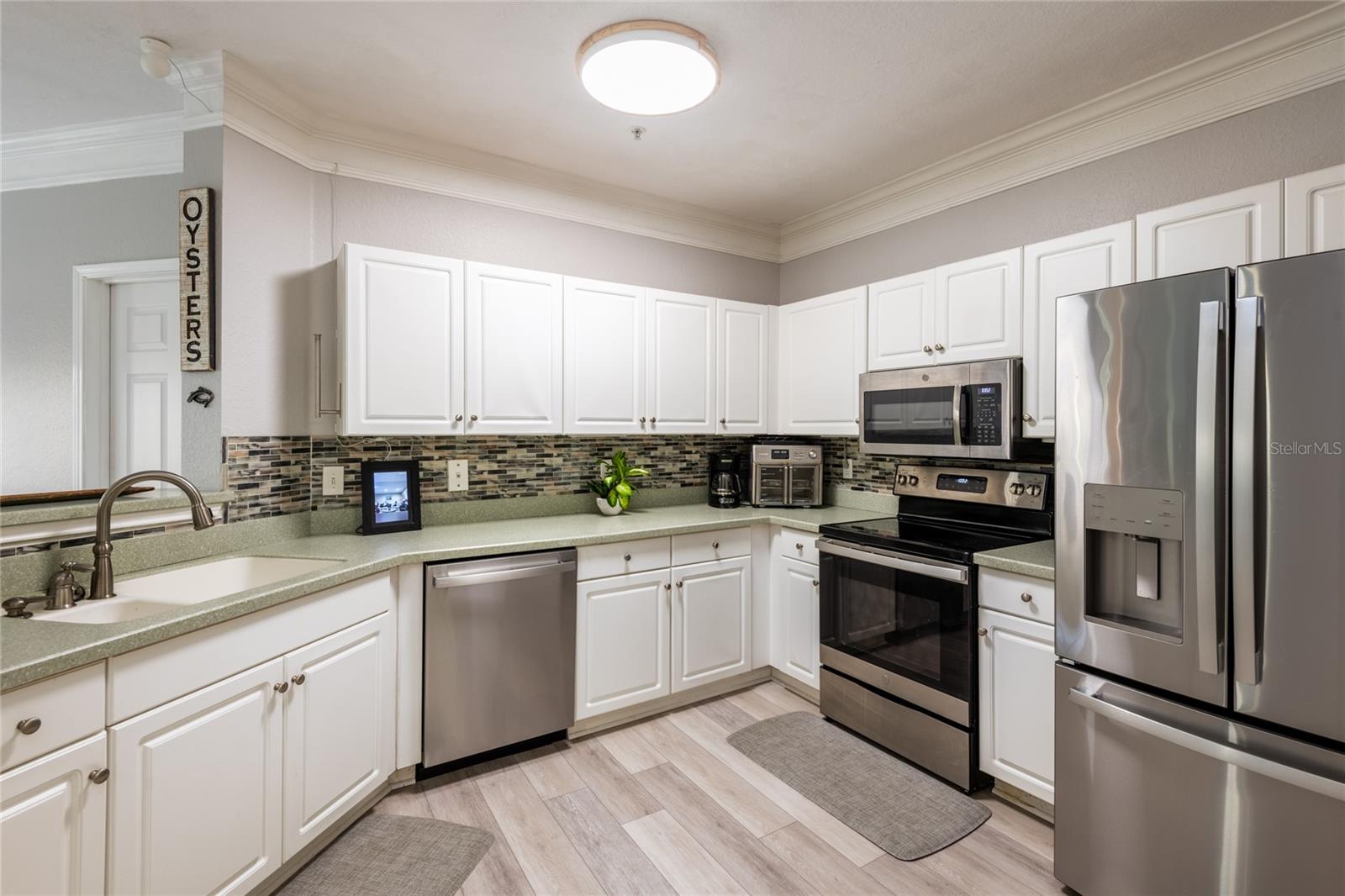 4323 BAYSIDE VILLAGE DR #229, TAMPA, FL, 33615