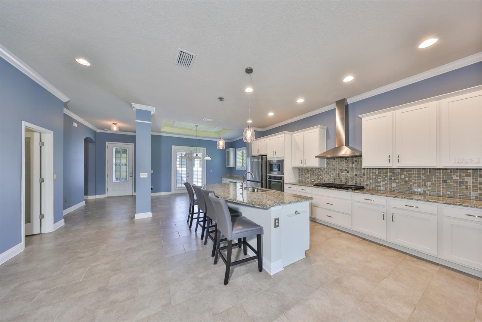 6907 CRESTPOINT DR, APOLLO BEACH, FL, 33572