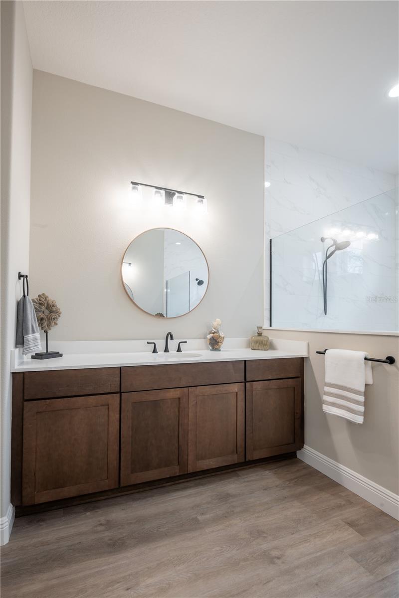 4049 PINNACLE PL, LADY LAKE, FL, 32159