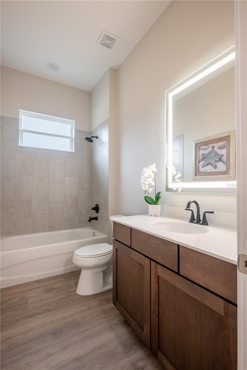 4049 PINNACLE PL, LADY LAKE, FL, 32159