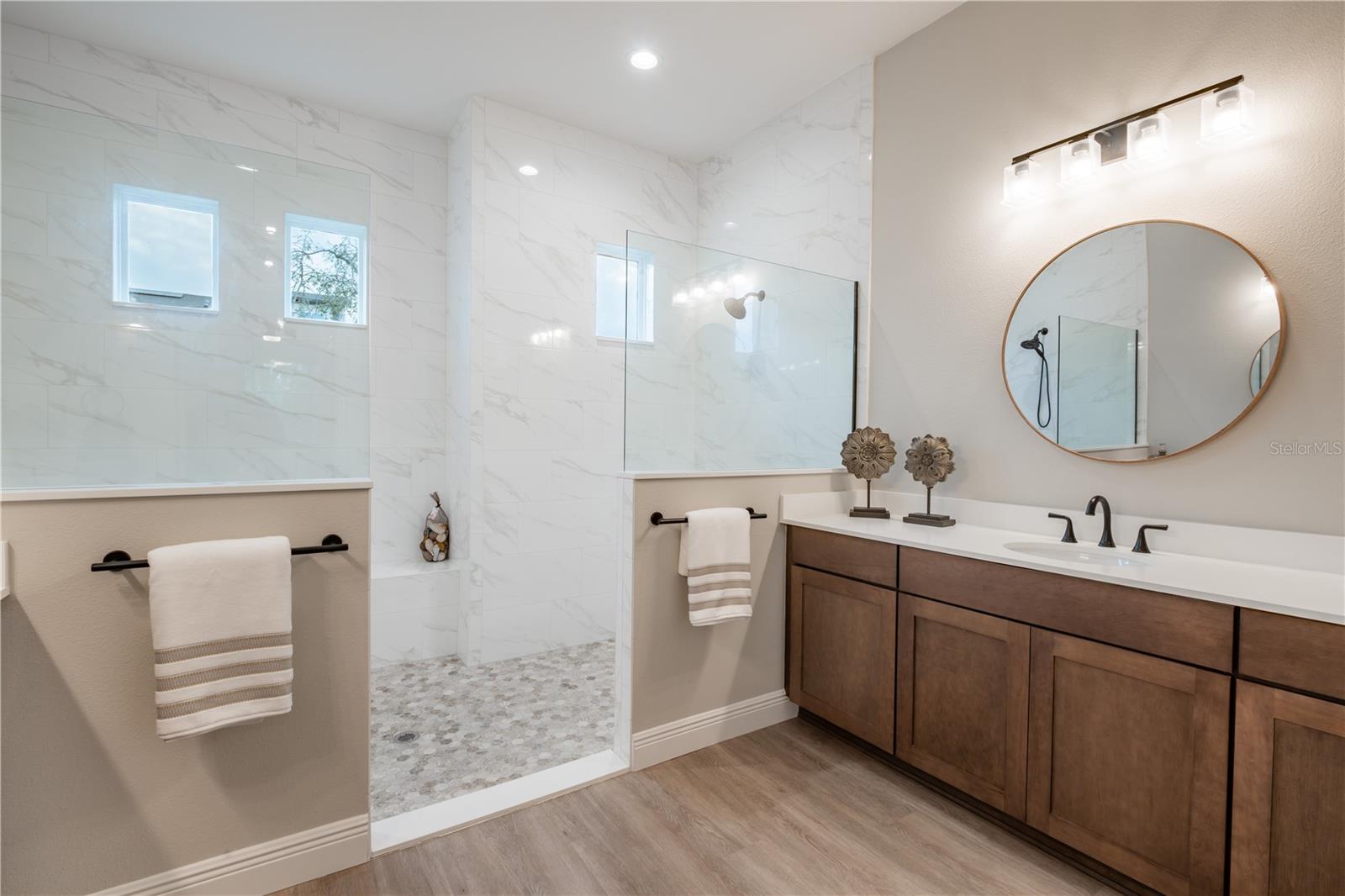 4049 PINNACLE PL, LADY LAKE, FL, 32159