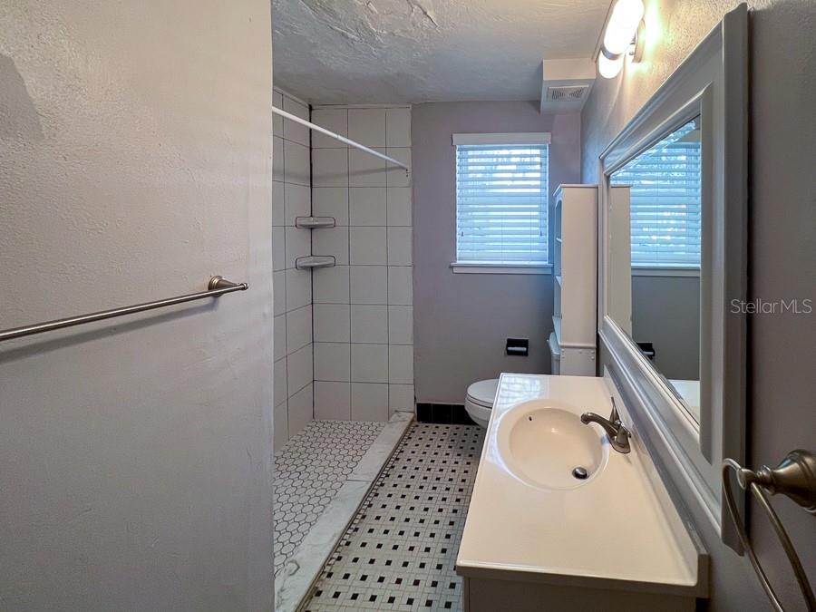 204 NW 18TH ST #1, GAINESVILLE, FL, 32603