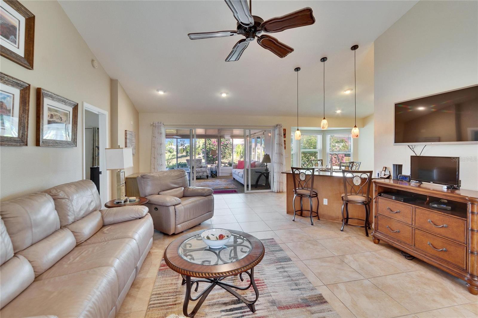 2336 W DEL WEBB BLVD, SUN CITY CENTER, FL, 33573