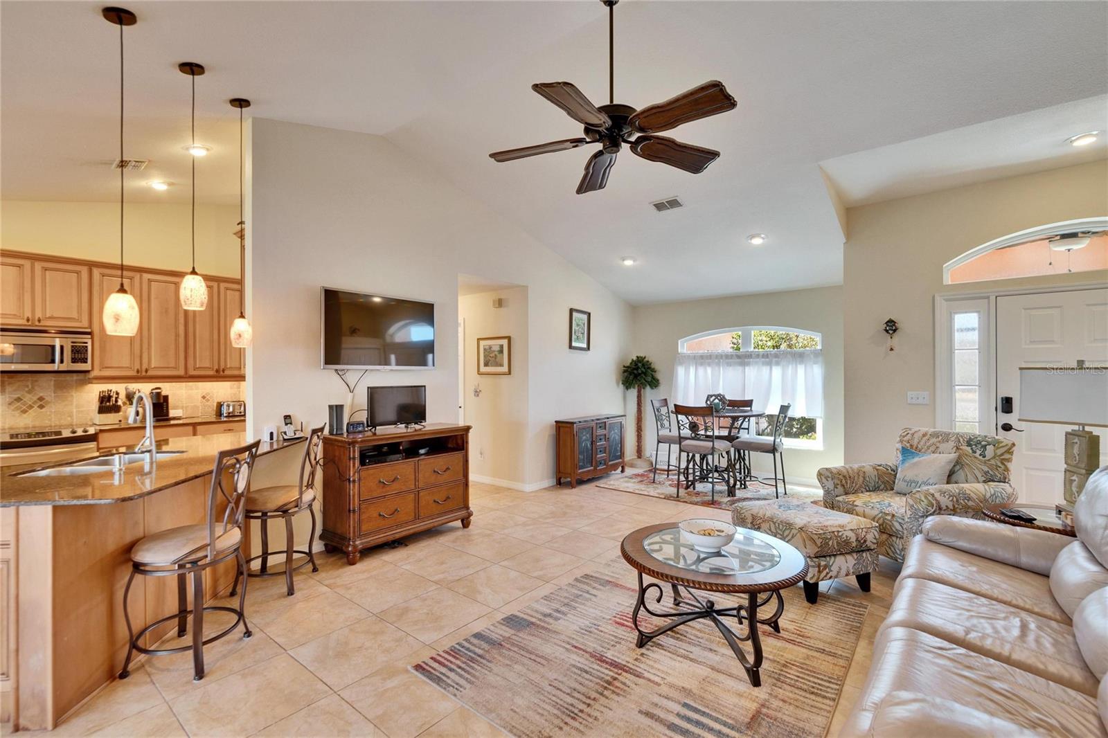 2336 W DEL WEBB BLVD, SUN CITY CENTER, FL, 33573
