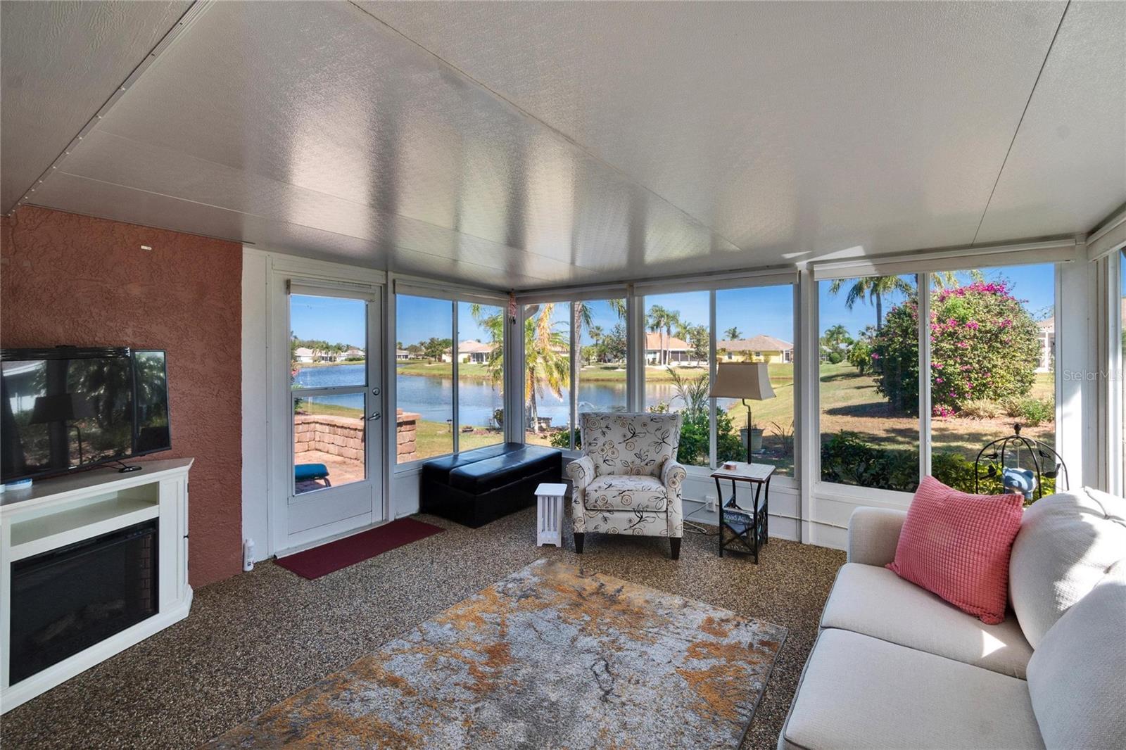 2336 W DEL WEBB BLVD, SUN CITY CENTER, FL, 33573