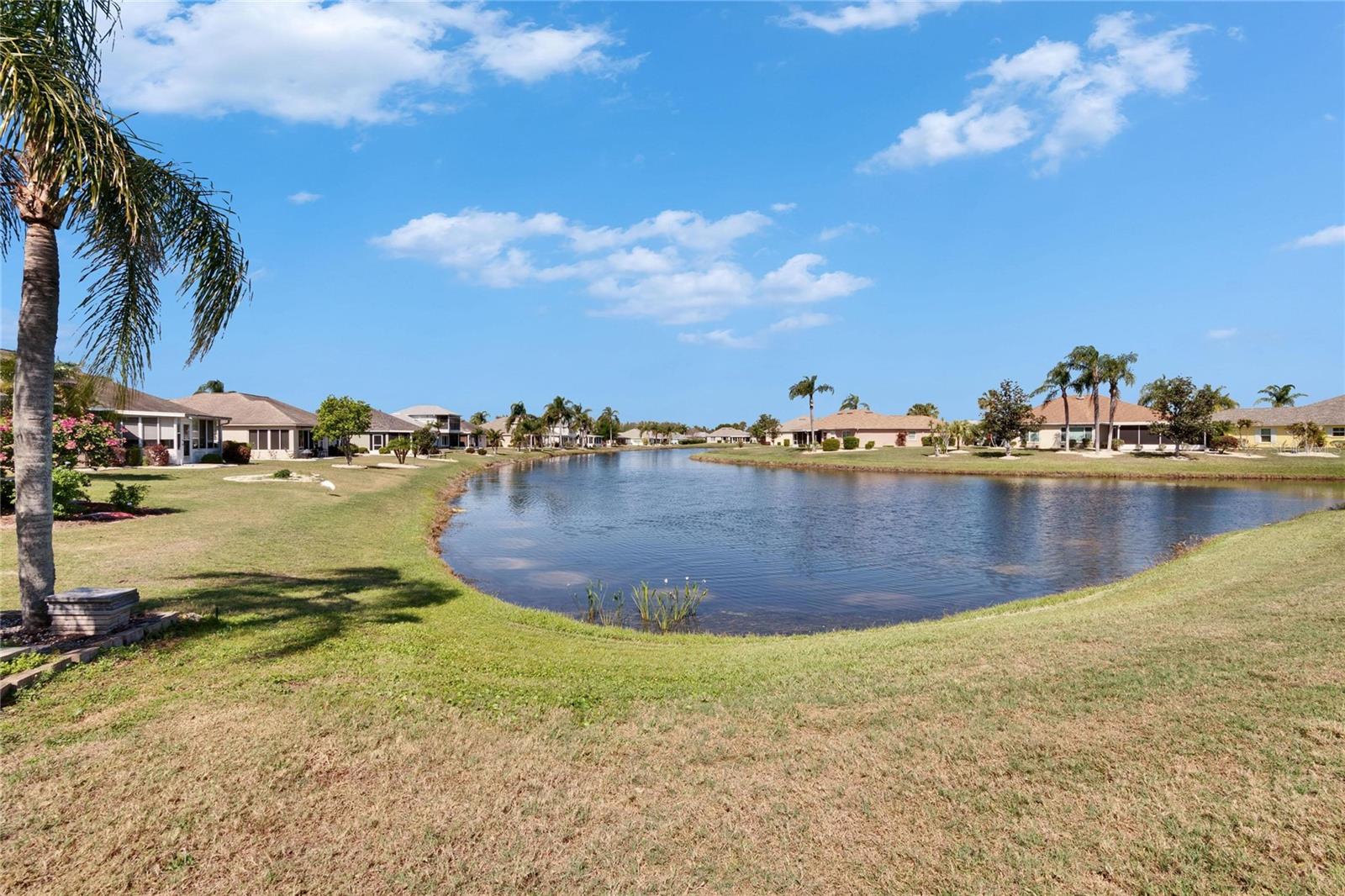 2336 W DEL WEBB BLVD, SUN CITY CENTER, FL, 33573