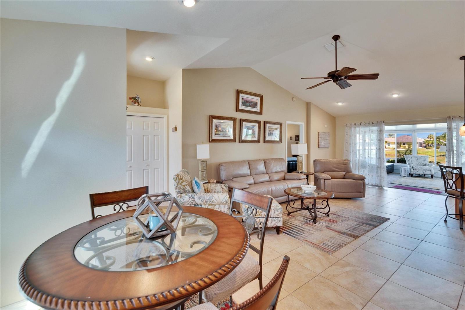 2336 W DEL WEBB BLVD, SUN CITY CENTER, FL, 33573