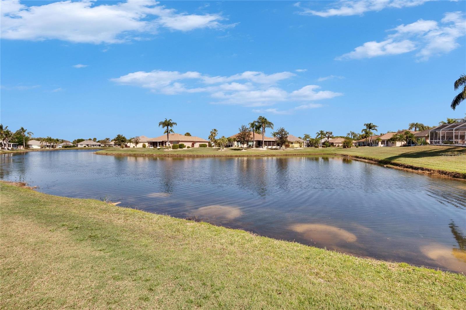 2336 W DEL WEBB BLVD, SUN CITY CENTER, FL, 33573