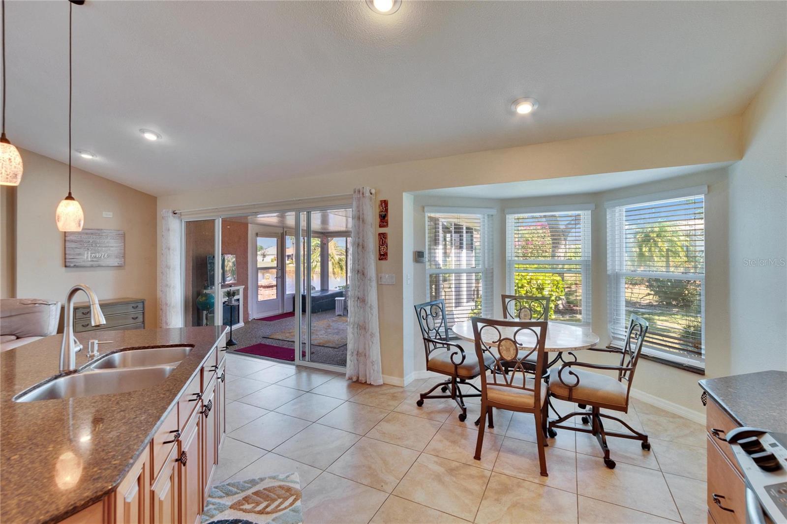 2336 W DEL WEBB BLVD, SUN CITY CENTER, FL, 33573