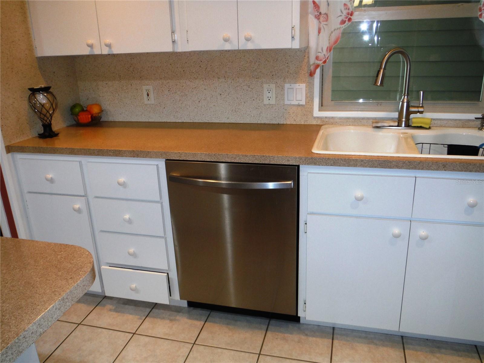 161 CLUBVIEW DR #123, SAFETY HARBOR, FL, 34695