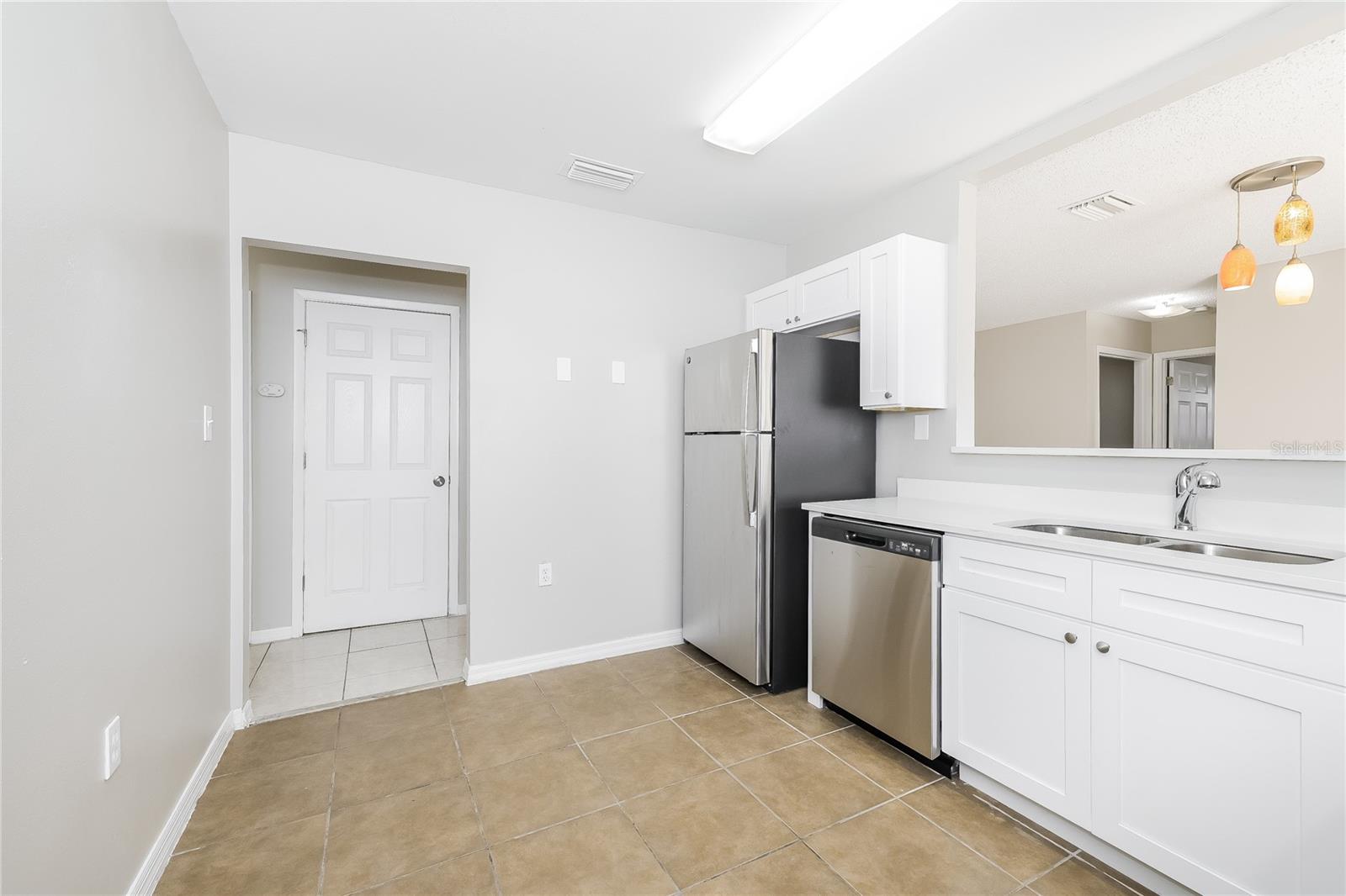 975 DERBYSHIRE DR, KISSIMMEE, FL, 34758