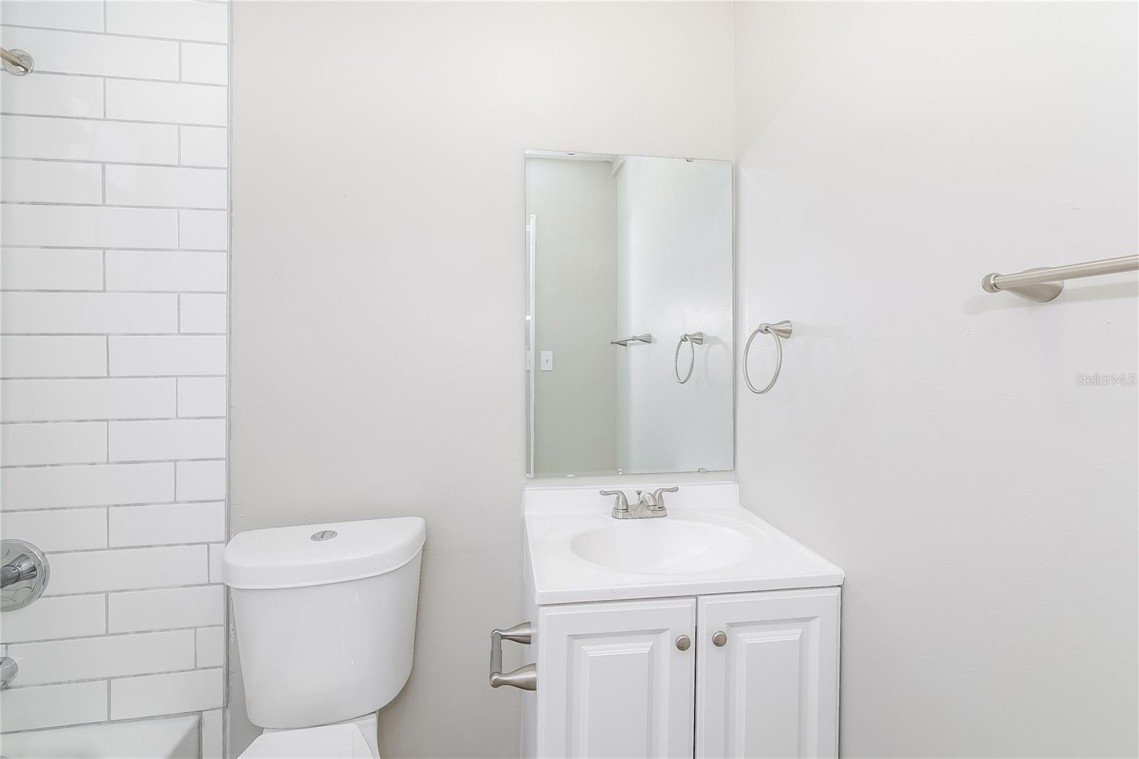 975 DERBYSHIRE DR, KISSIMMEE, FL, 34758