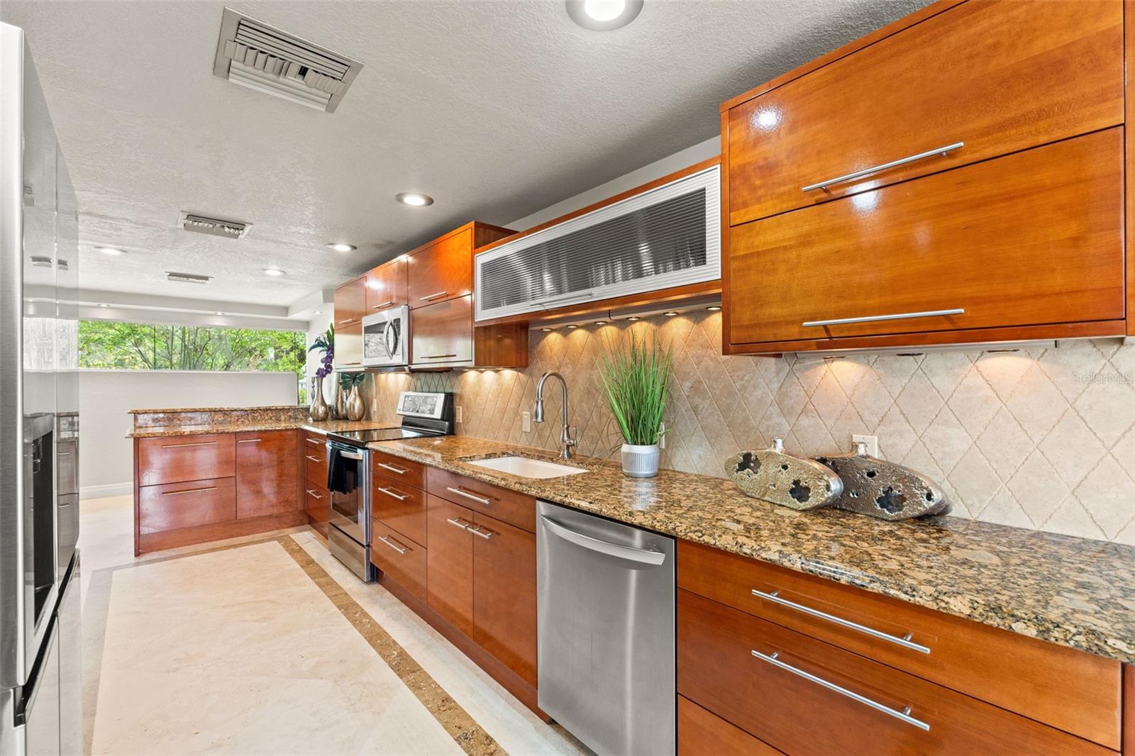 4522 W NORTH B ST, TAMPA, FL, 33609