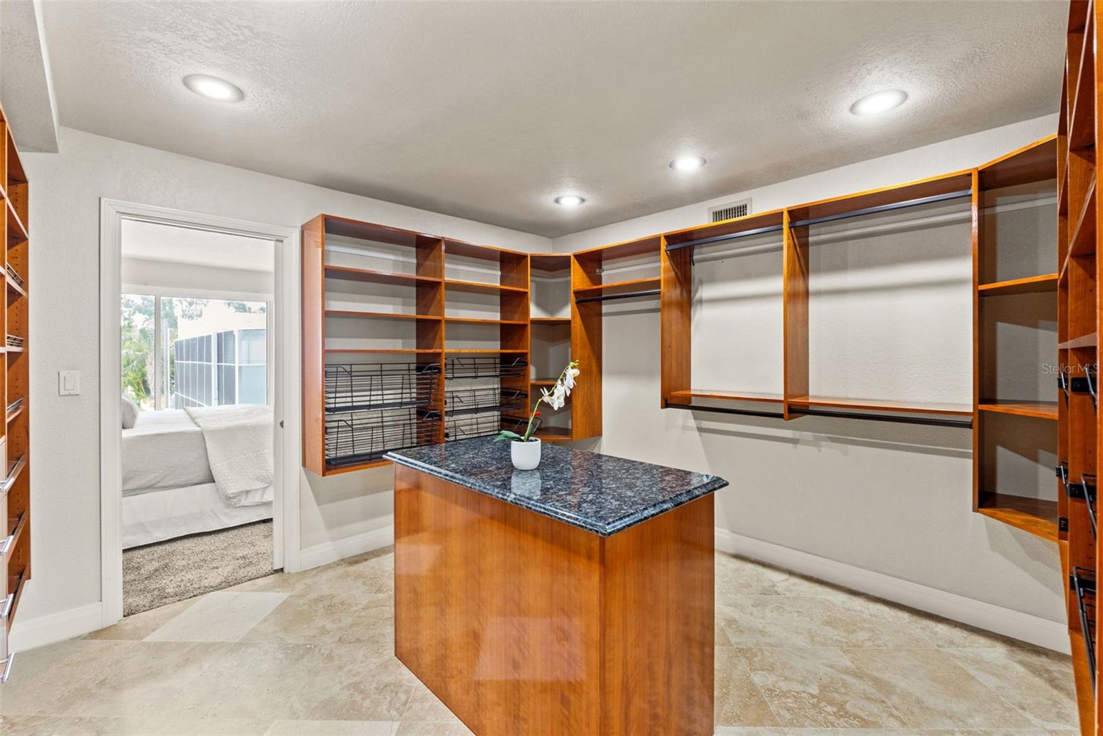 4522 W NORTH B ST, TAMPA, FL, 33609