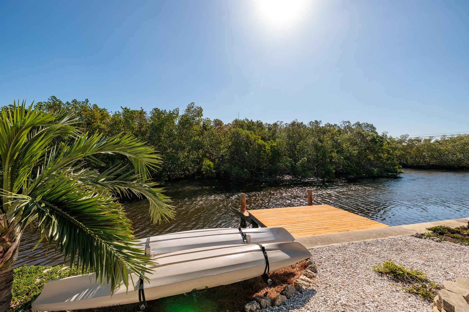 9409 SUN ISLE DR NE, ST PETERSBURG, FL, 33702