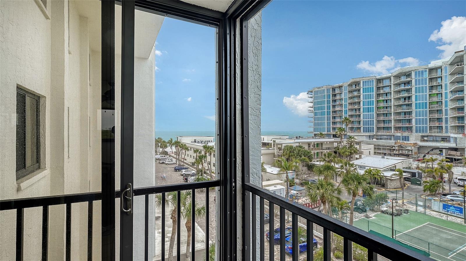 1104 BENJAMIN FRANKLIN DR #519, SARASOTA, FL, 34236