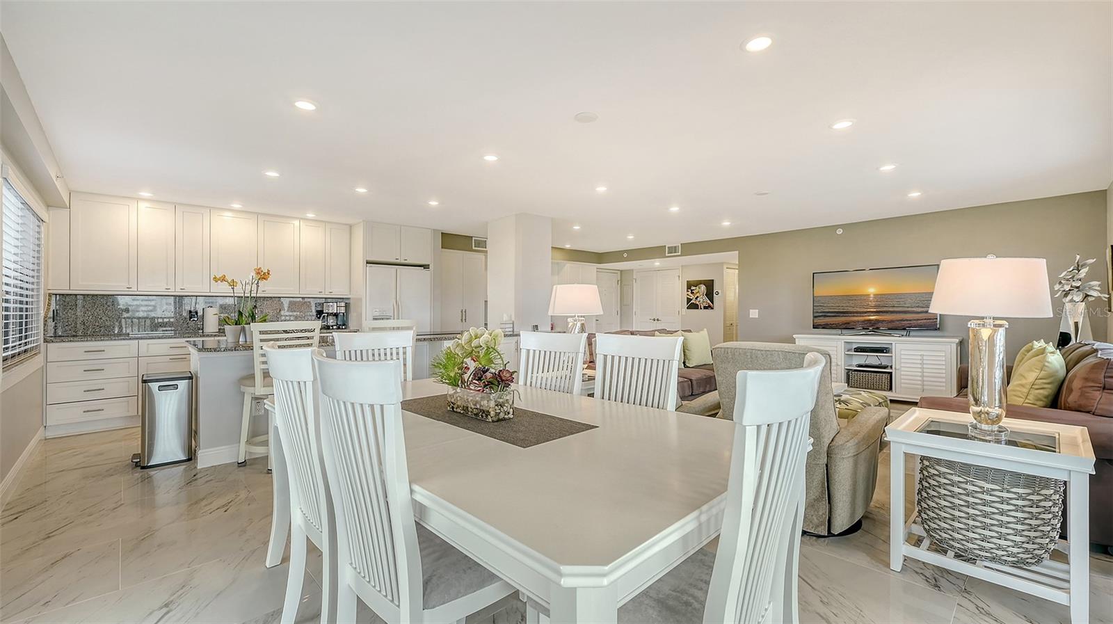 1104 BENJAMIN FRANKLIN DR #519, SARASOTA, FL, 34236