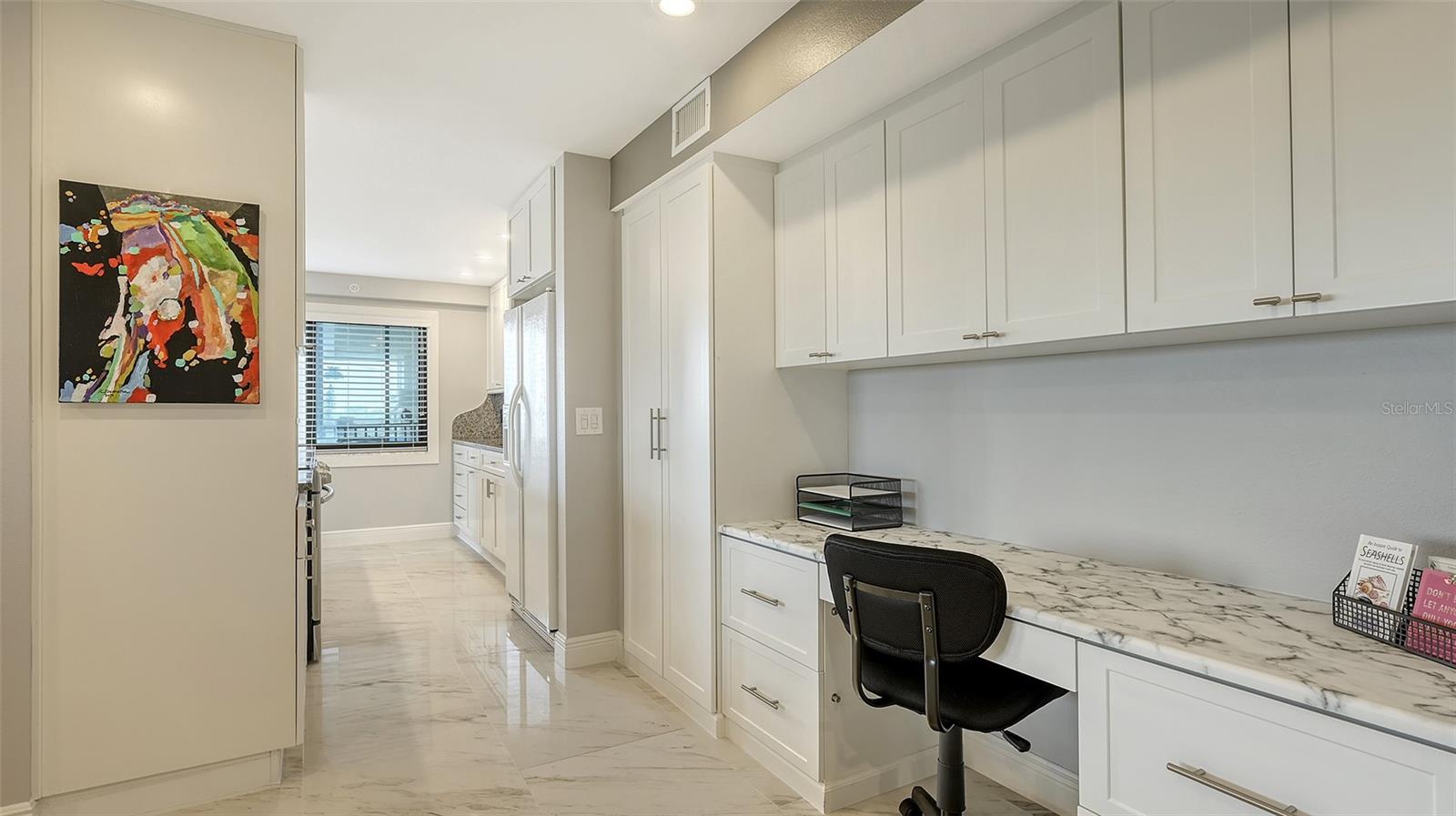 1104 BENJAMIN FRANKLIN DR #519, SARASOTA, FL, 34236