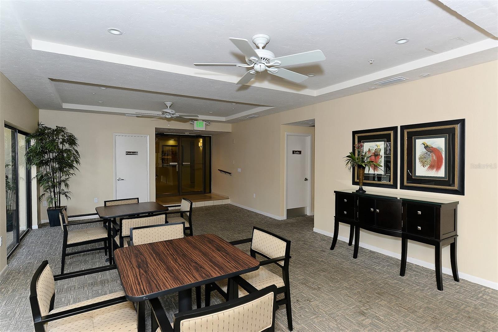 1104 BENJAMIN FRANKLIN DR #519, SARASOTA, FL, 34236