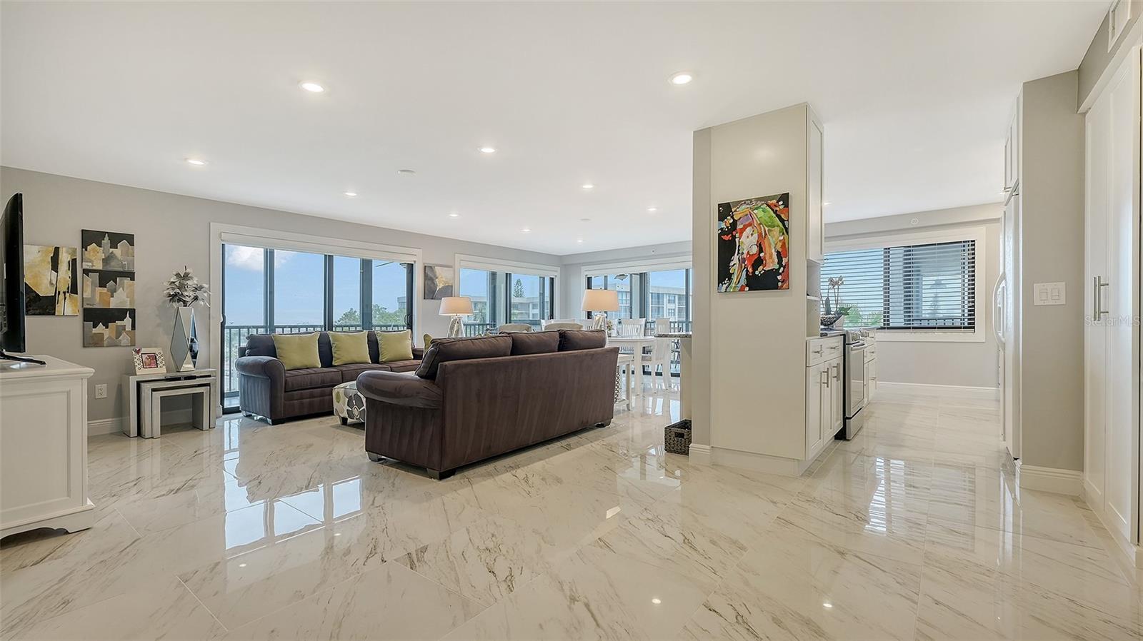 1104 BENJAMIN FRANKLIN DR #519, SARASOTA, FL, 34236